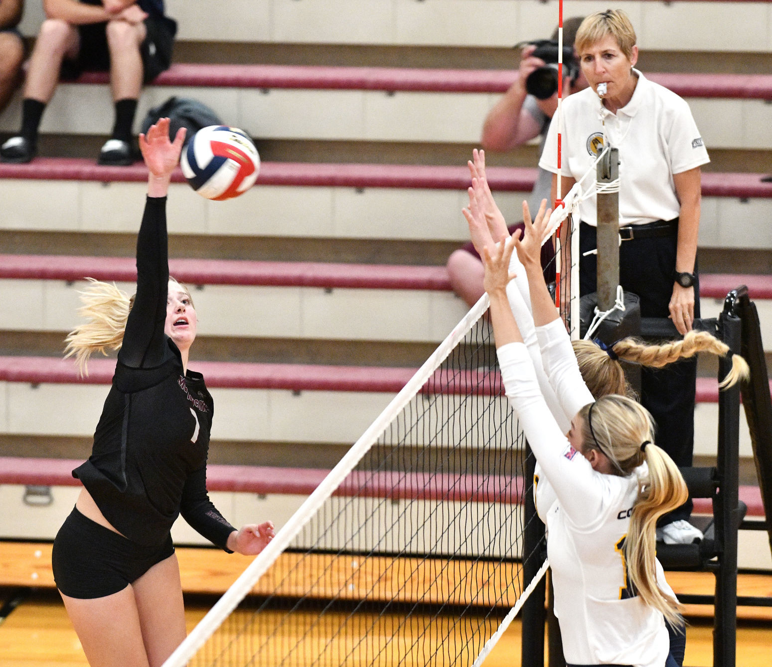 Morningside vs Corban volleyball